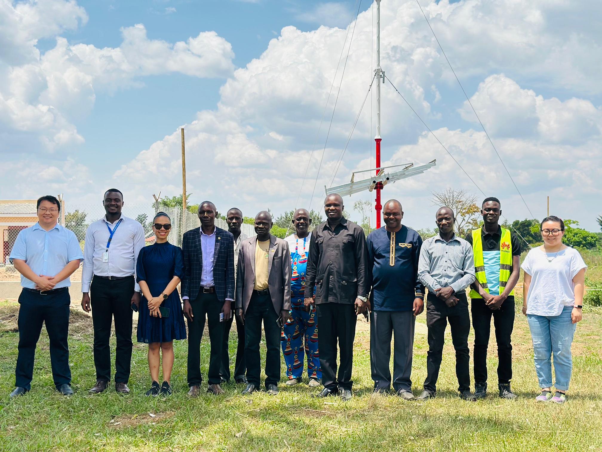 Huawei Donates Smart Village Prototype to the Government of Uganda
