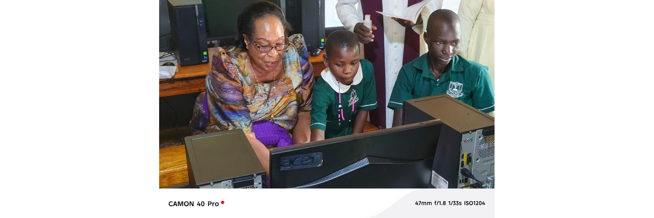 ICT Ministry Delivers Computers to Strengthen Digital Education