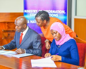 Read more about the article Ministry of ICT and National Guidance to leverage AI to drive the ICT innovation Agenda across Uganda in a partnership with Sunbird AI