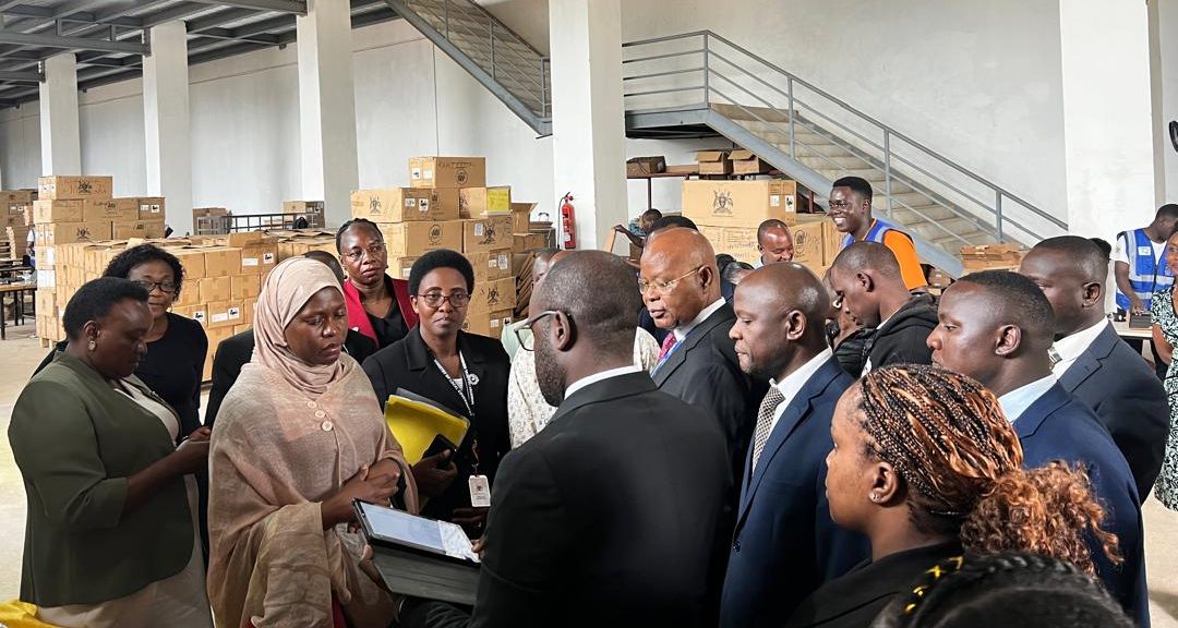 You are currently viewing Ministry of ICT&NG Receives Over 60,000 Tablets to Boost Government Initiatives